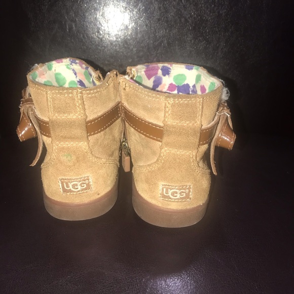 Kid Ugg size 12 - Picture 3 of 7